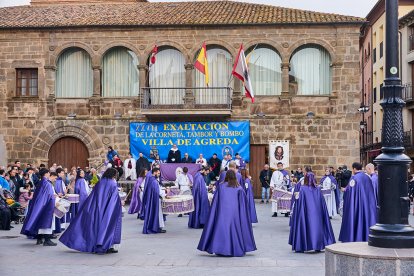 Nueve cofradías de Soria, La Rioja, Navarra y Zaragoza participaron en la XXVII Exaltación de la Corneta, Tambor y Bombo de Ágreda.