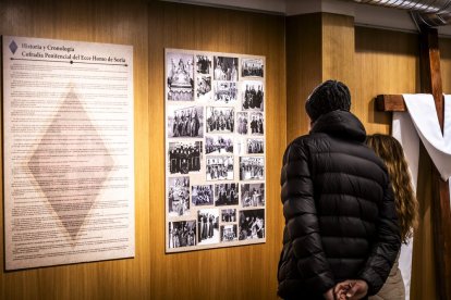 La muestra invita a la sociedad soriana a repasar la historia de esta hermandad