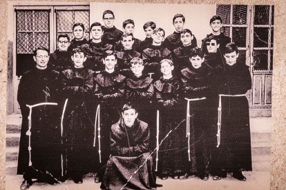 La muestra invita a la sociedad soriana a repasar la historia de esta hermandad