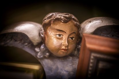 La muestra invita a la sociedad soriana a repasar la historia de esta hermandad