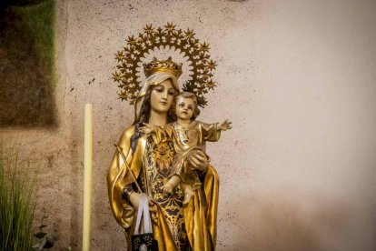 La parroquia se ubica en San Esteban de Gormaz, cuna del románico soriano