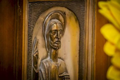 La parroquia se ubica en San Esteban de Gormaz, cuna del románico soriano