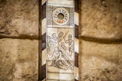 La parroquia se ubica en San Esteban de Gormaz, cuna del románico soriano