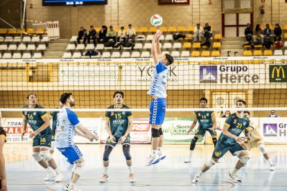 La lucha por el título de Superliga sigue adelante para los sorianos