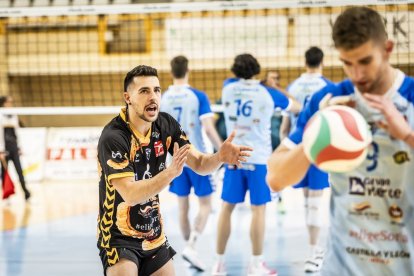 La lucha por el título de Superliga sigue adelante para los sorianos