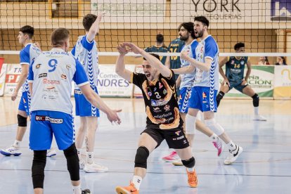 Los celestes fueron una roca en Soria y ganaron los dos encuentros