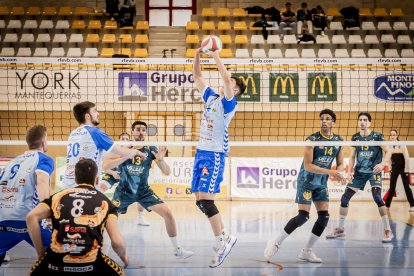 Los celestes fueron una roca en Soria y ganaron los dos encuentros
