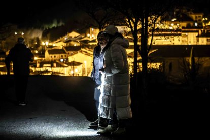 Un recorrido solemne acompañado del canto del miserere