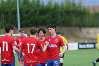 Goleada del filial rojillo para sellar el play-off