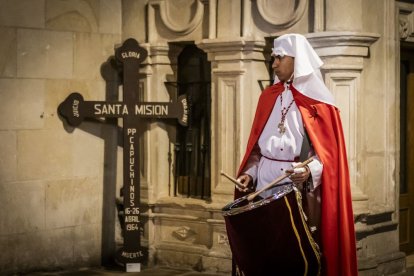 La procesión recorrió las calles del Calaverón