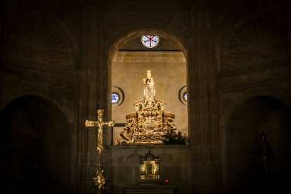 La procesión recorrió las calles del Calaverón