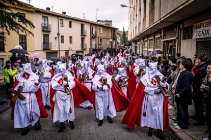 La procesión recorrió las calles del Calaverón