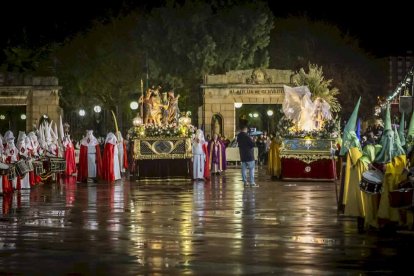 Las Cofradías pudieron realizar su recorrido pese a las inclemencias del tiempo