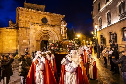 Ambas Cofradías pudieron completar su procesión pese a las complicaciones