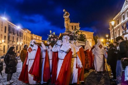 Ambas Cofradías pudieron completar su procesión pese a las complicaciones