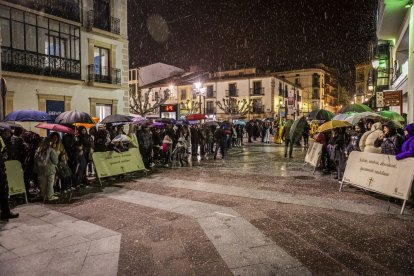 Ambas Cofradías pudieron completar su procesión pese a las complicaciones