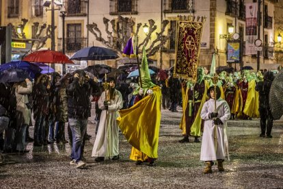 Ambas Cofradías pudieron completar su procesión pese a las complicaciones