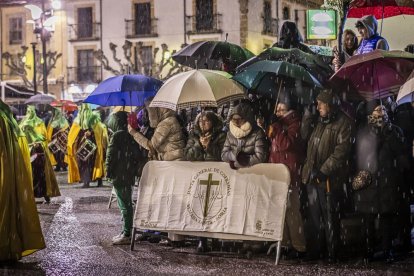 Ambas Cofradías pudieron completar su procesión pese a las complicaciones