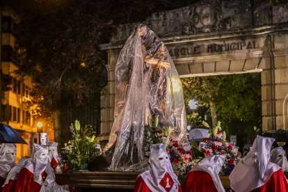 Ambas Cofradías pudieron completar su procesión pese a las complicaciones