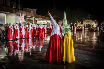 Ambas Cofradías pudieron completar su procesión pese a las complicaciones