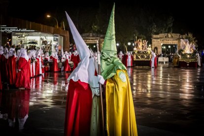 Ambas Cofradías pudieron completar su procesión pese a las complicaciones