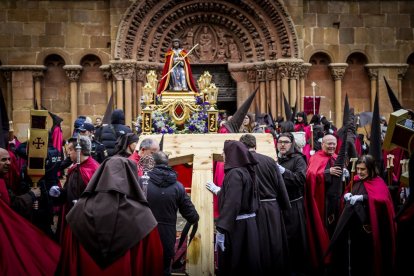 El desfile partió de la iglesia de Santo Domingo