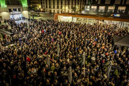 Duncan Dhu hicieron las delicias de una plaza Mariano Granados abarrotada