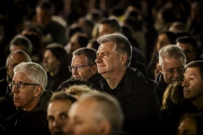 Duncan Dhu hicieron las delicias de una plaza Mariano Granados abarrotada