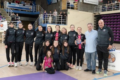 Una parte de la expedición del club sportinguista.