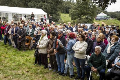 La romería congregó a una multitud en el paraje de Campiserrado