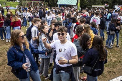 La romería congregó a una multitud en el paraje de Campiserrado