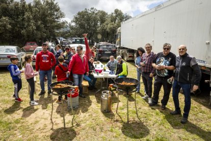 La romería congregó a una multitud en el paraje de Campiserrado