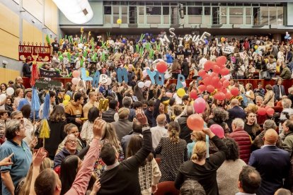 El acto estuvo amenizado por multitud de sorianos que acudieron a festejar