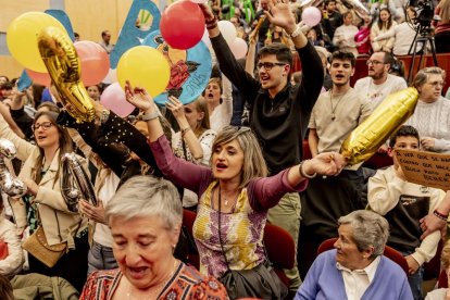El acto estuvo amenizado por multitud de sorianos que acudieron a festejar