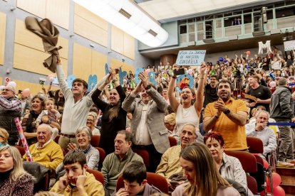 El acto estuvo amenizado por multitud de sorianos que acudieron a festejar
