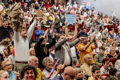 El acto estuvo amenizado por multitud de sorianos que acudieron a festejar
