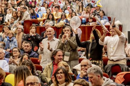 El acto estuvo amenizado por multitud de sorianos que acudieron a festejar