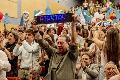 El acto estuvo amenizado por multitud de sorianos que acudieron a festejar
