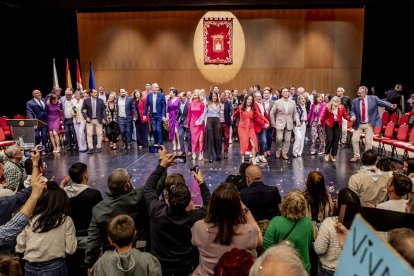 El acto estuvo amenizado por multitud de sorianos que acudieron a festejar