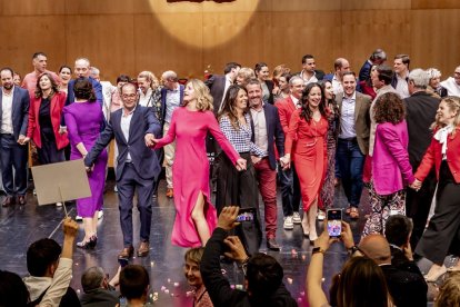El acto estuvo amenizado por multitud de sorianos que acudieron a festejar
