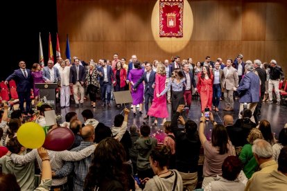 El acto estuvo amenizado por multitud de sorianos que acudieron a festejar