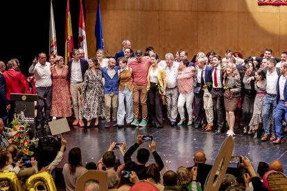 El acto estuvo amenizado por multitud de sorianos que acudieron a festejar