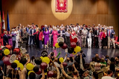 El acto estuvo amenizado por multitud de sorianos que acudieron a festejar