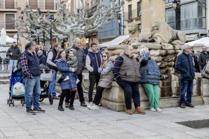 El acto estuvo amenizado por multitud de sorianos que acudieron a festejar