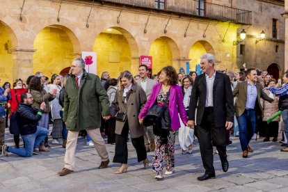 El acto estuvo amenizado por multitud de sorianos que acudieron a festejar