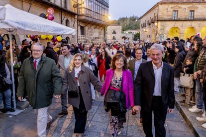 El acto estuvo amenizado por multitud de sorianos que acudieron a festejar