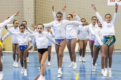 Tarde de gimnasia en el polideportivo San Andrés