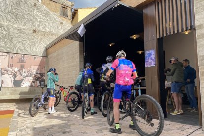 La competición está organizada por el Club Ciclista Uxama