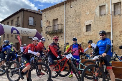 La competición está organizada por el Club Ciclista Uxama