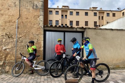 La competición está organizada por el Club Ciclista Uxama